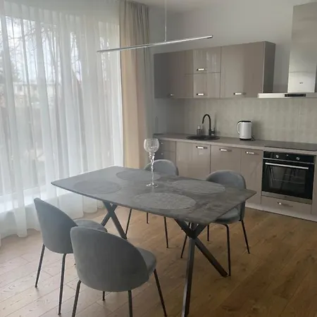 Apartamentai Fortuna Apartment *